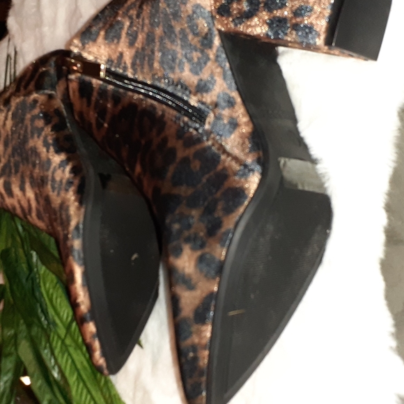 Ankle boots - Picture 5 of 7